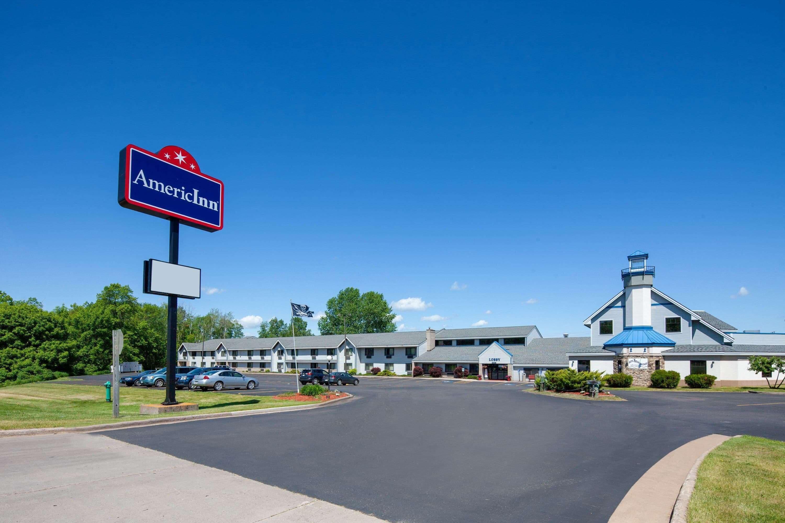 11 Top-Rated Historical Hotels In Wisconsin To Book Now